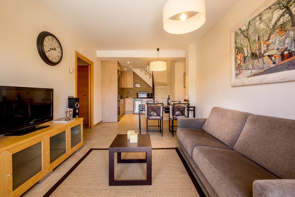 Can Tarongeta Apartments Палафружель Экстерьер фото